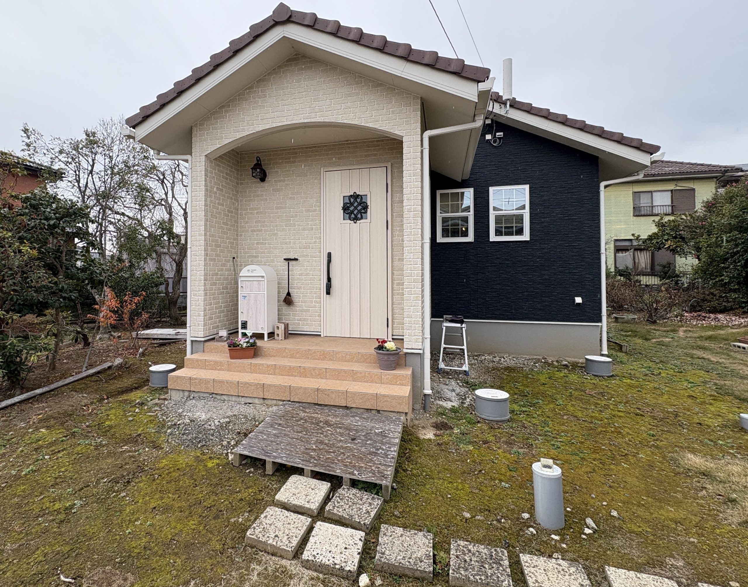 施工前の玄関まわりの様子